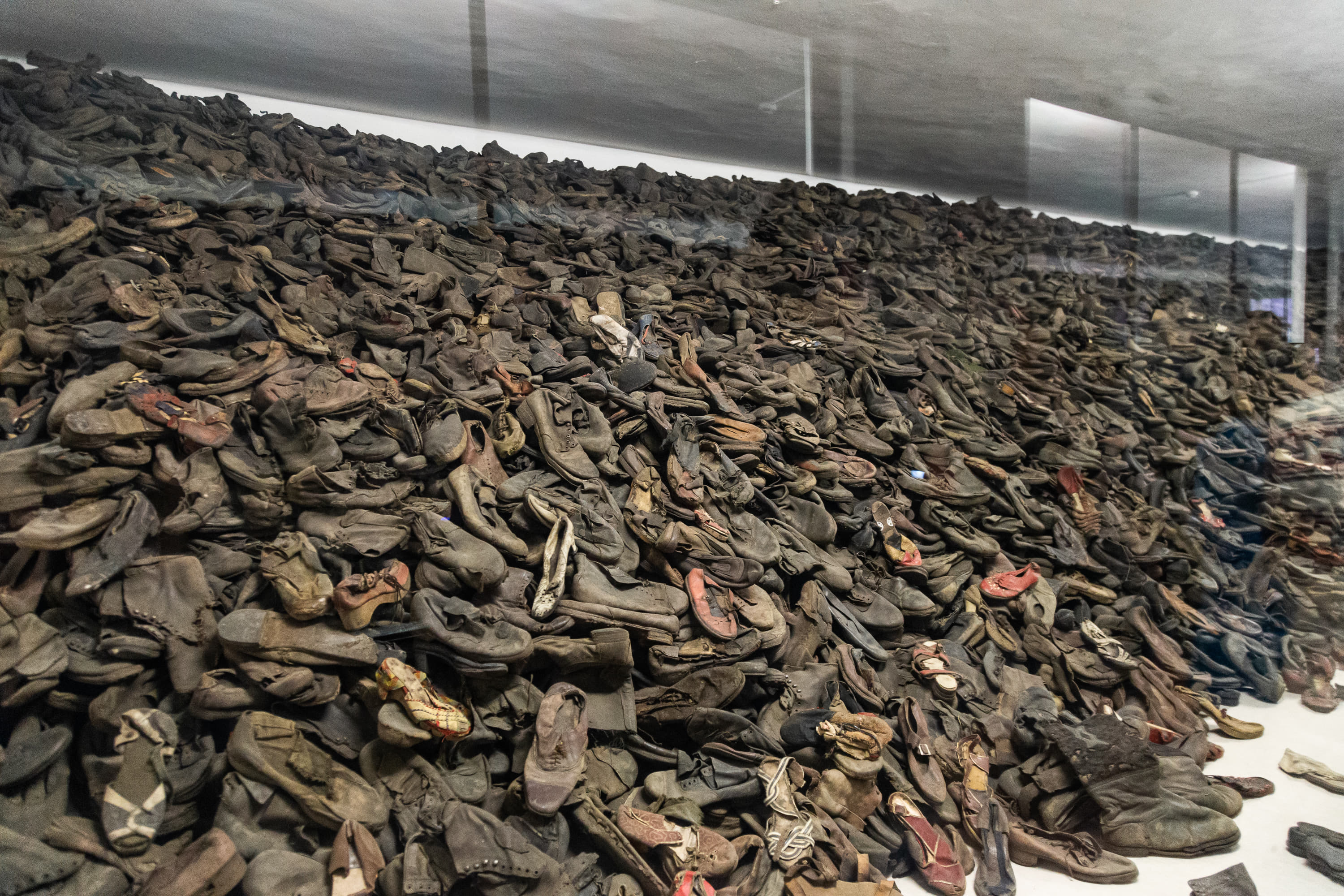 See the stack of prisoner's shoes